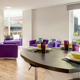 Classic En Suite - Image 7